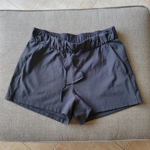 SOLD Lululemon On the Fly Shorts Luxtreme